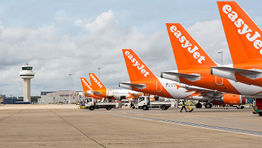 EasyJet cancels 1,700 flights from Gatwick this summer